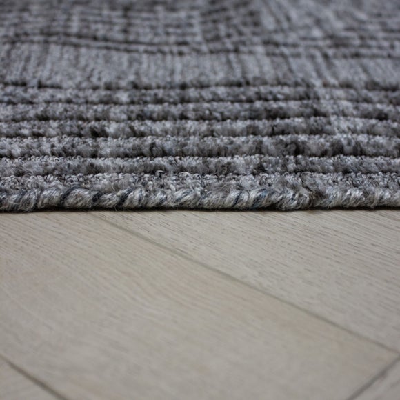 Carousel navigation image position 4 of 6