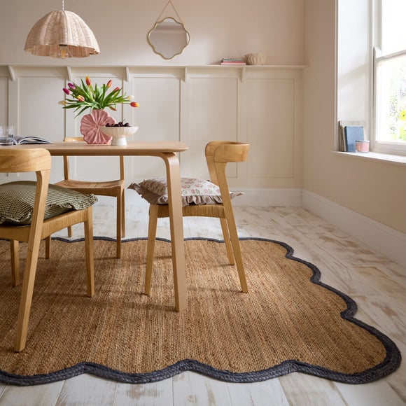 Kesia Scallop Textured Jute Rug