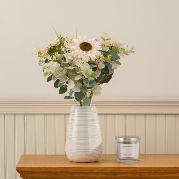 Carousel navigation image position 2 of 6