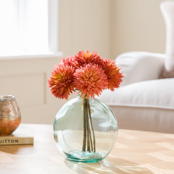 Photo of artificial spiky chrysanthemum stems
