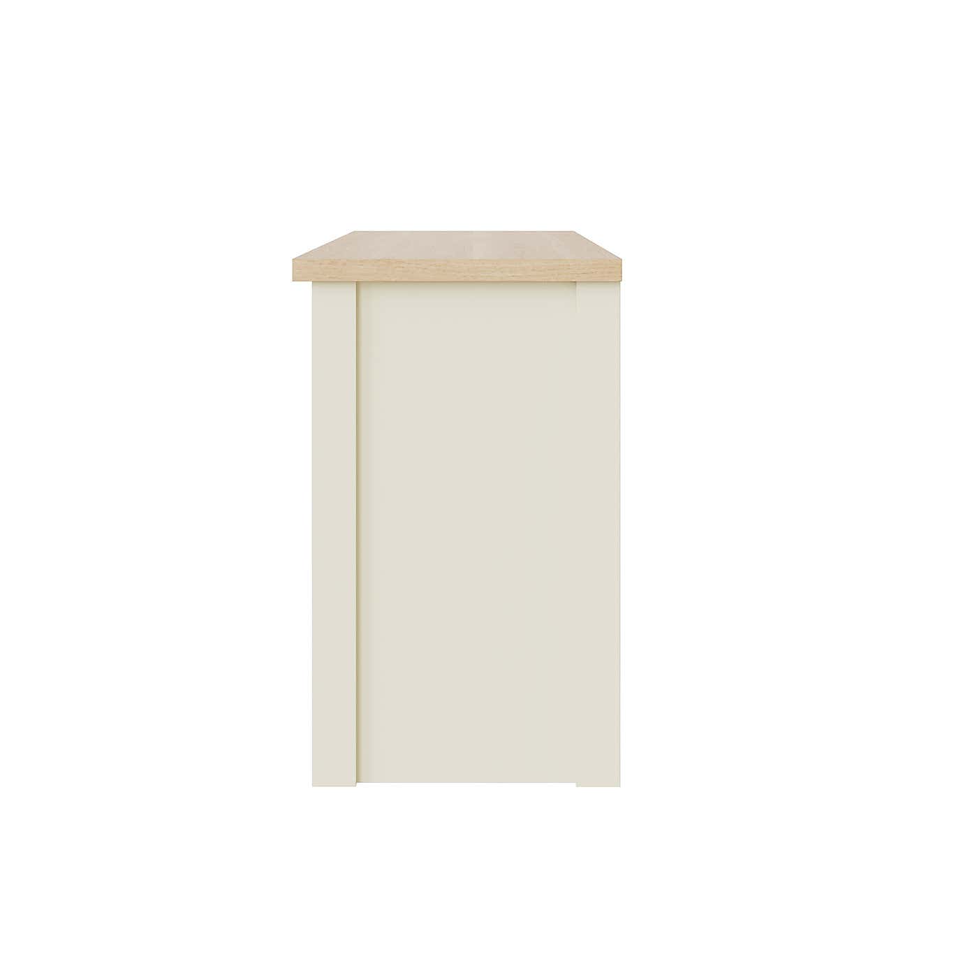 Carousel zoom image position 4 of 7