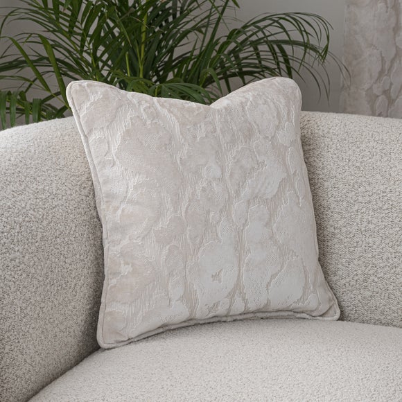 Giovanna Velvet Cushion