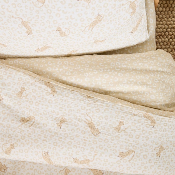 Carousel navigation image position 3 of 5