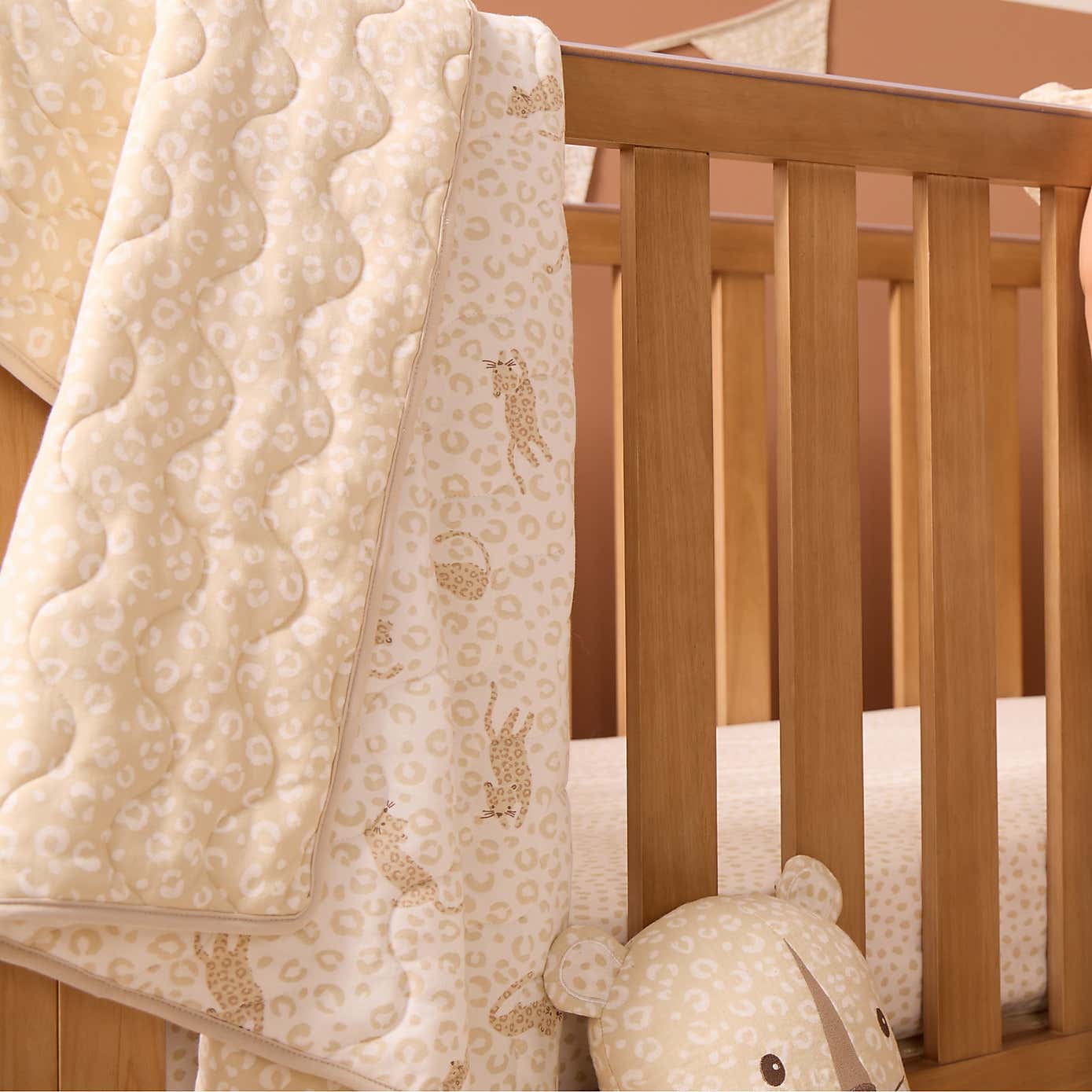 Carousel zoom image position 1 of 5