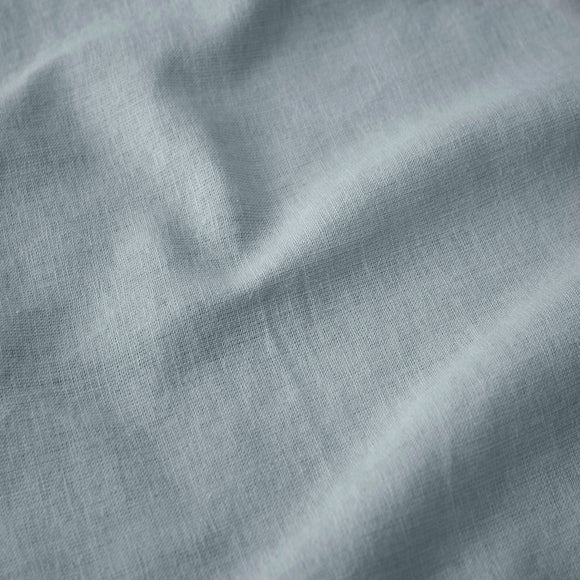 Carousel navigation image position 2 of 3