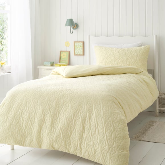 View Floral Cord Pinsonic Quilt Cover & Pillowcase Set View Floral Cord Pinsonic Quilt Cover & Pillowcase Set