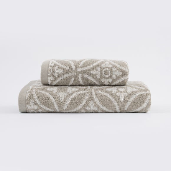 Photo 4 of Vintage Tile Yarn Cotton Towel