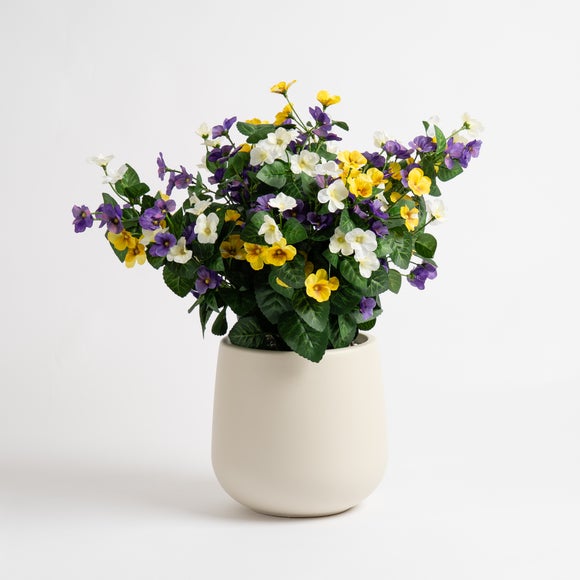 Carousel navigation image position 2 of 3