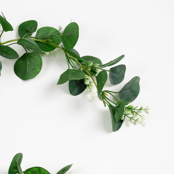 Carousel navigation image position 3 of 4