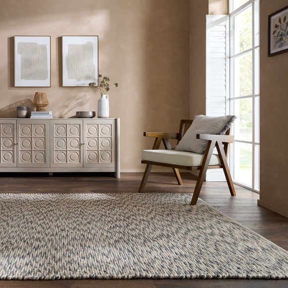View Rian Chevron Wool Rug View Rian Chevron Wool Rug
