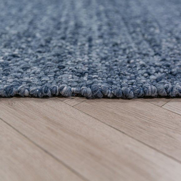 Carousel navigation image position 4 of 7