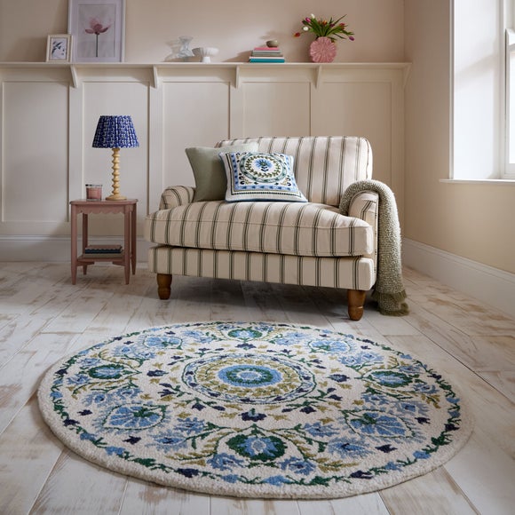 Hani Floral Wool Round Rug