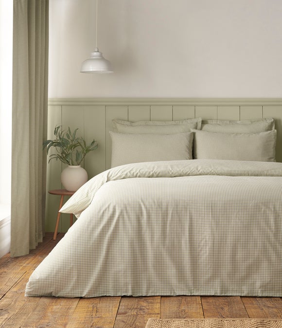 View Sydney Gingham Polycotton Duvet Cover & Pillowcase Set View Sydney Gingham Polycotton Duvet Cover & Pillowcase Set