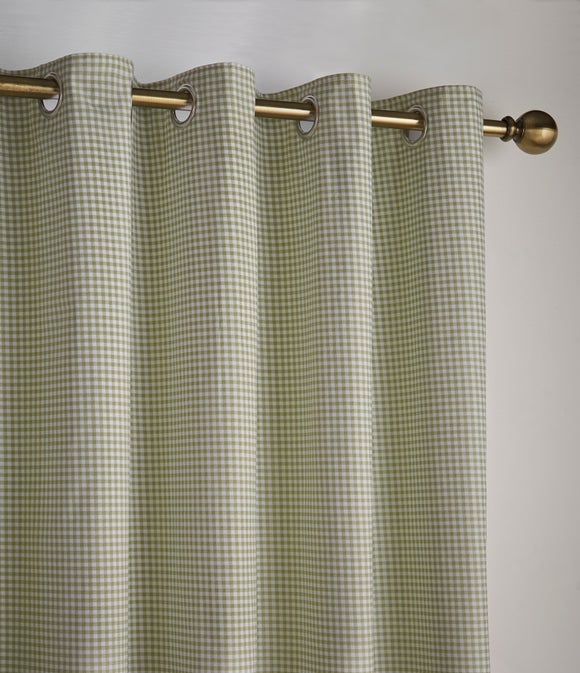 Sydney Gingham Polycotton Blackout Eyelet Curtains