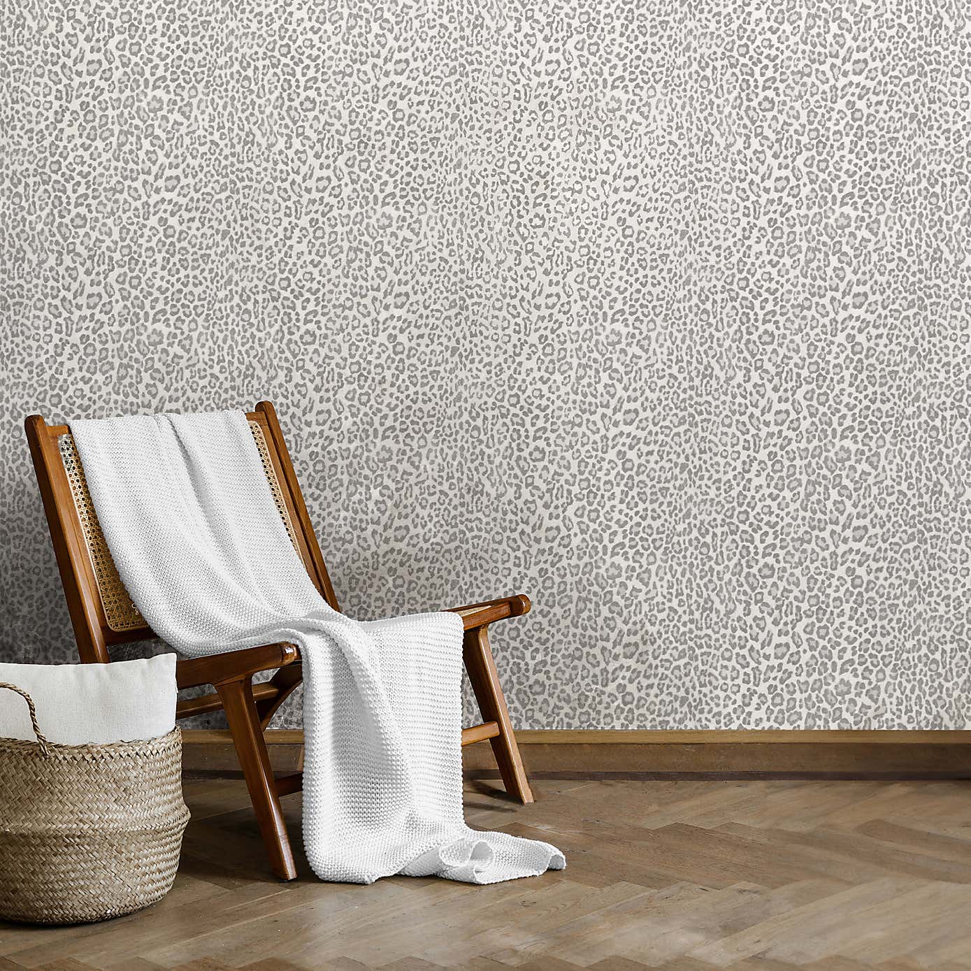 Carousel zoom image position 5 of 6