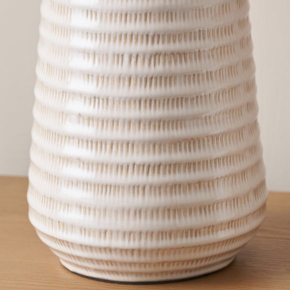 Carousel navigation image position 3 of 6