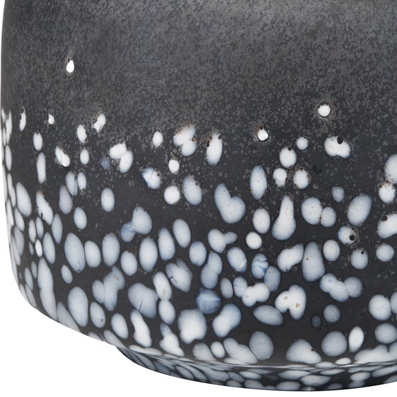 Carousel navigation image position 4 of 9