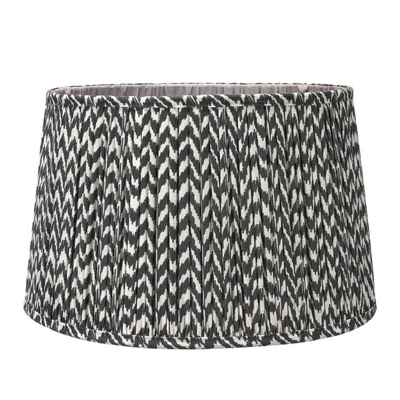 Carousel navigation image position 6 of 8