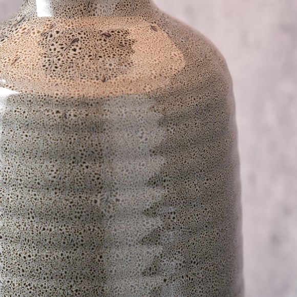 Carousel navigation image position 3 of 5