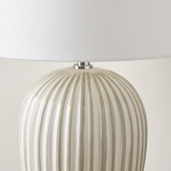 Carousel navigation image position 3 of 6