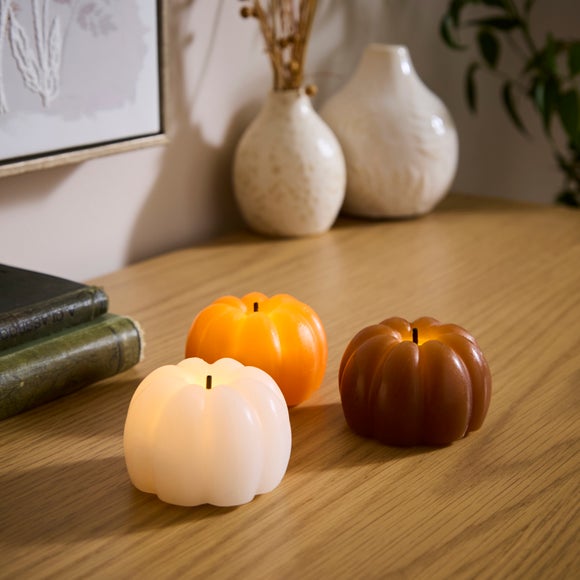 Set of 3 LED Flameless Wax Pumpkin Shaped Candles