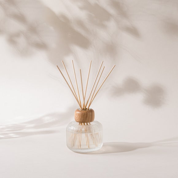View English Garden Wildflower Meadow Diffuser View English Garden Wildflower Meadow Diffuser