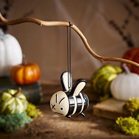 Photo of resin zombee single hanging decoration
