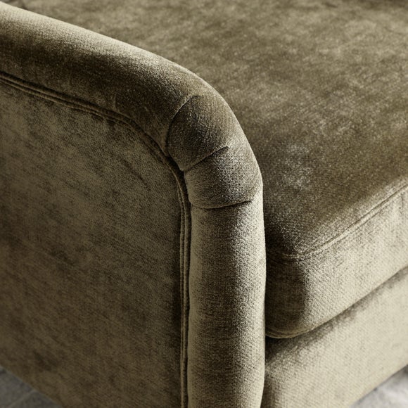 Carousel navigation image position 5 of 9