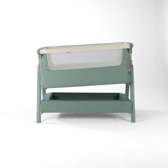 Carousel navigation image position 4 of 5