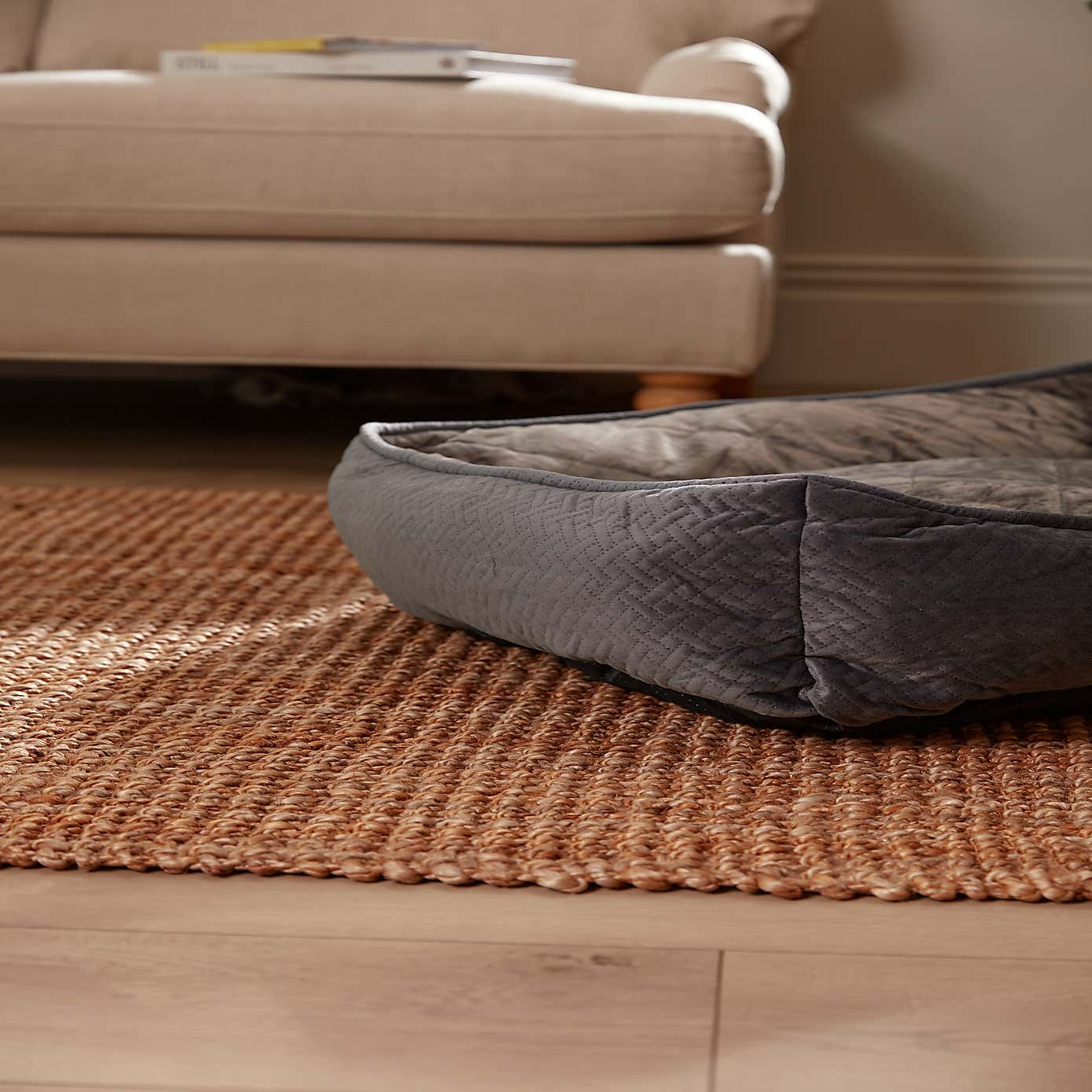 Carousel zoom image position 3 of 3