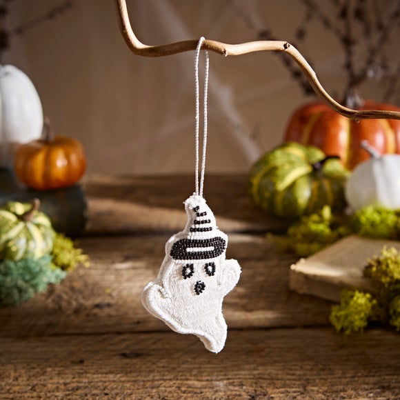 Photo of ghost single beaded hanging decoration