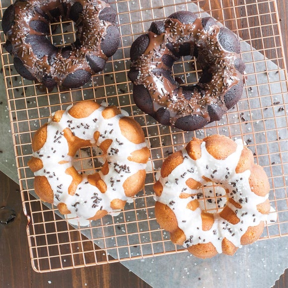 Carousel navigation image position 3 of 5