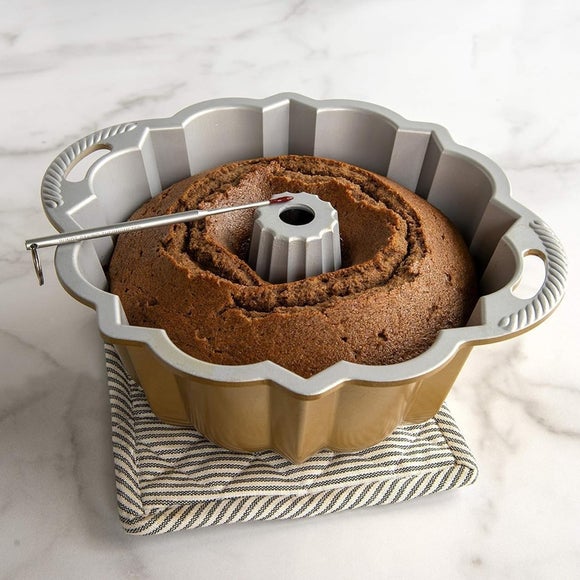 Carousel navigation image position 2 of 4