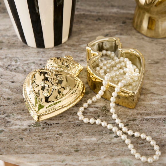 Embossed Heart Trinket Box