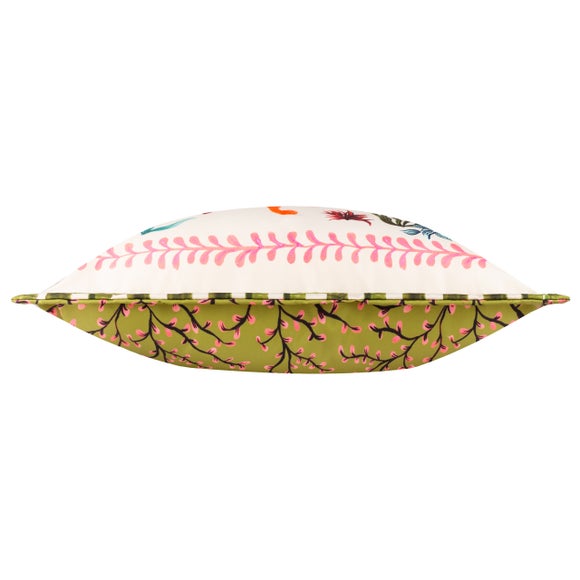 Carousel navigation image position 3 of 4