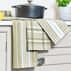 Dexam Love Colour Set Of 3 Extra Large Tea Towels