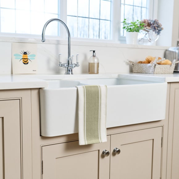 Carousel navigation image position 2 of 4