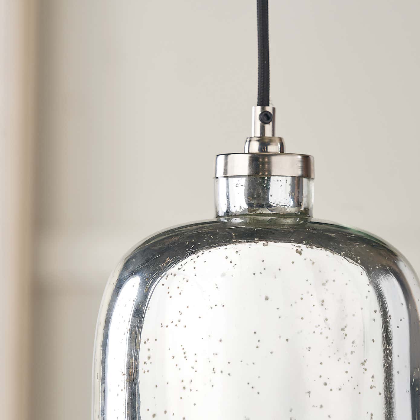 Carousel zoom image position 2 of 5