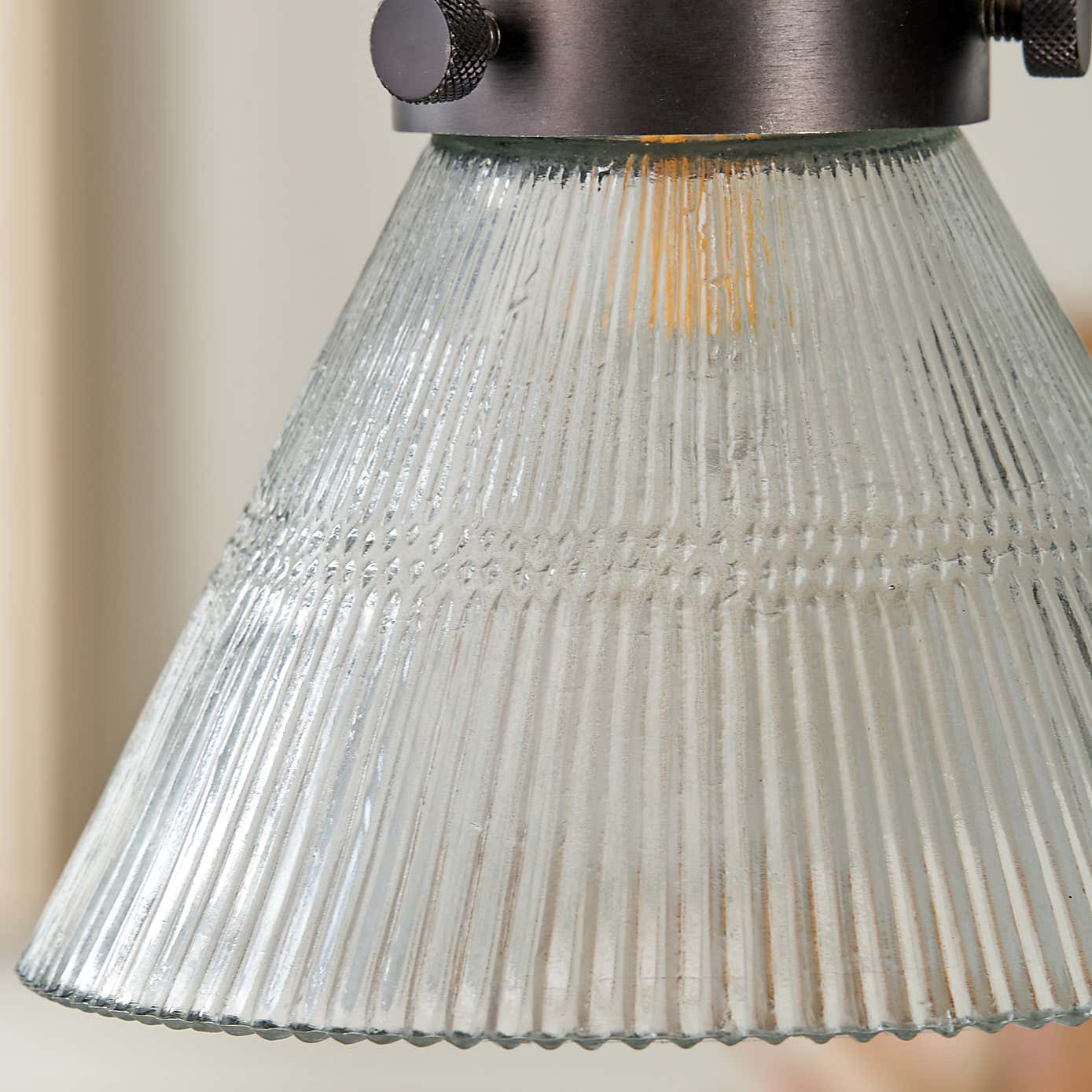 Carousel zoom image position 3 of 5