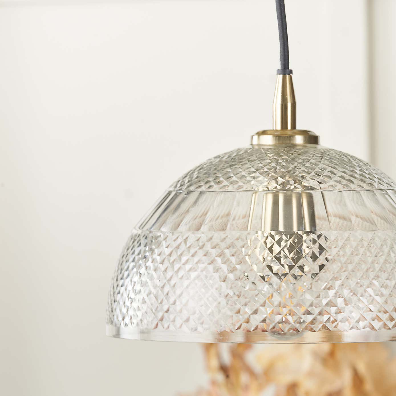 Carousel zoom image position 2 of 4