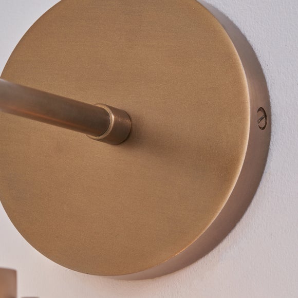 Carousel navigation image position 3 of 5