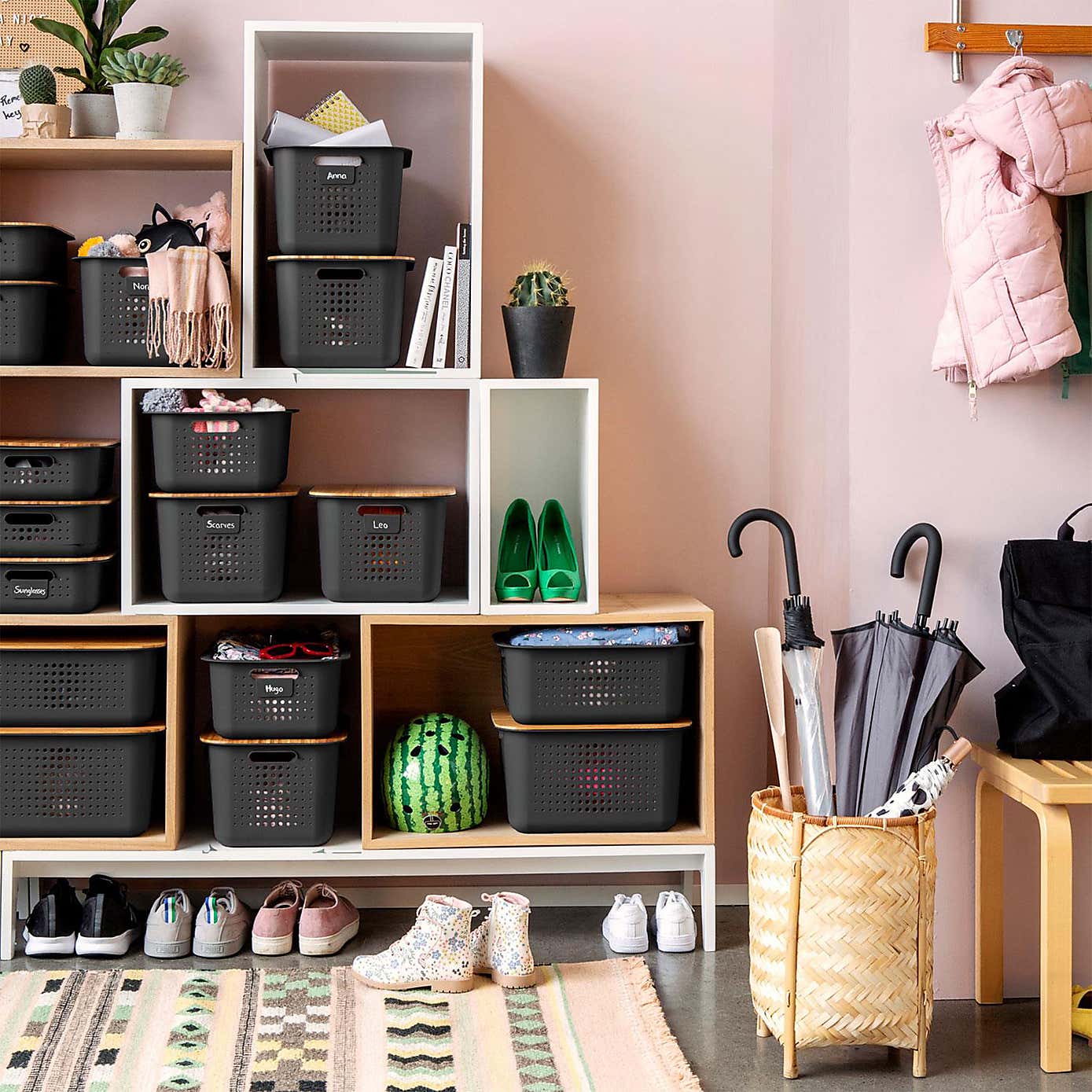 Carousel zoom image position 2 of 7