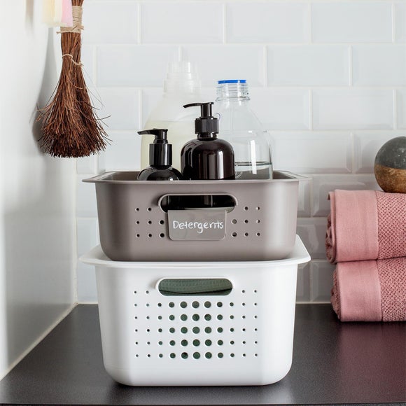 Carousel navigation image position 2 of 7