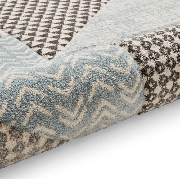 Carousel navigation image position 7 of 10