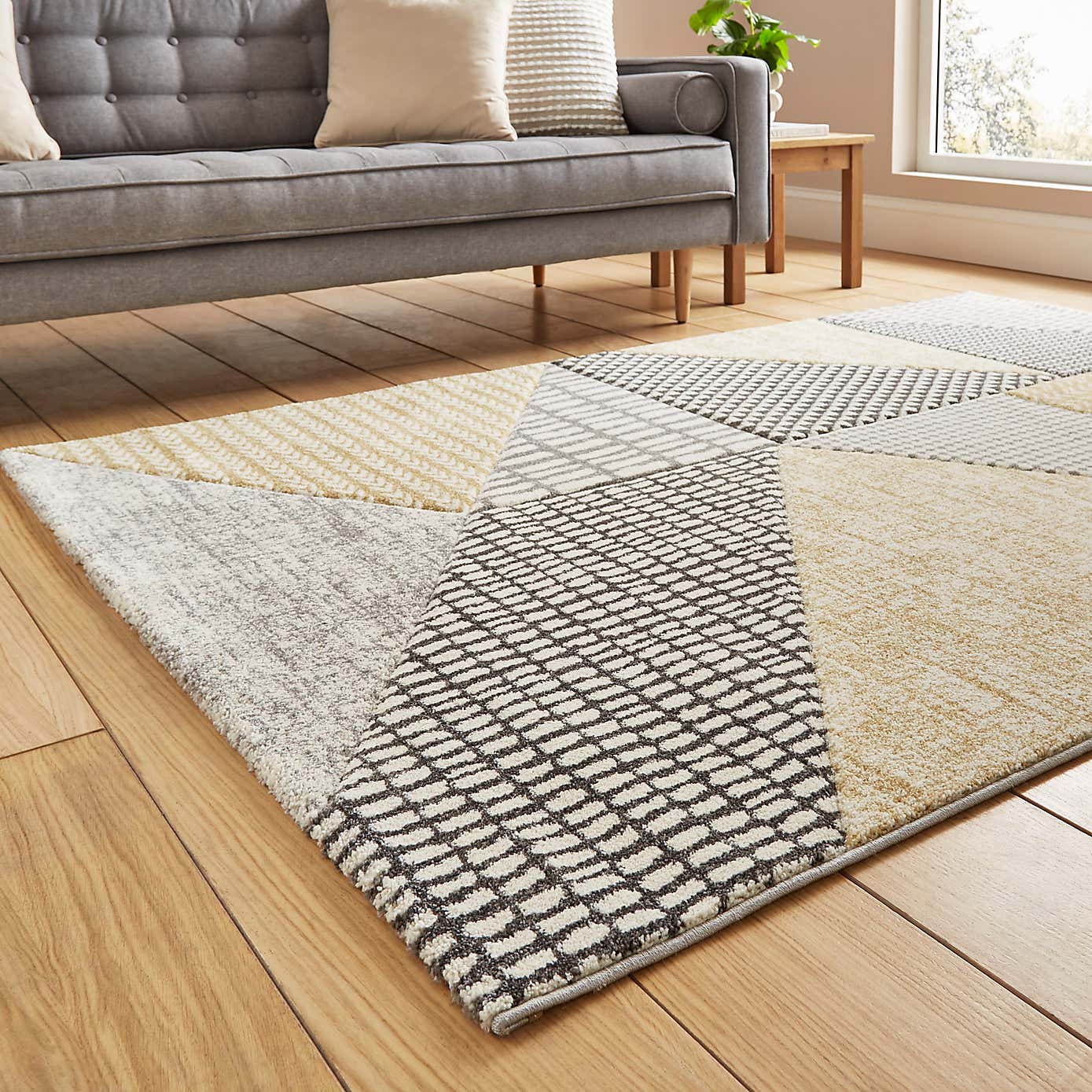 Carousel zoom image position 6 of 10