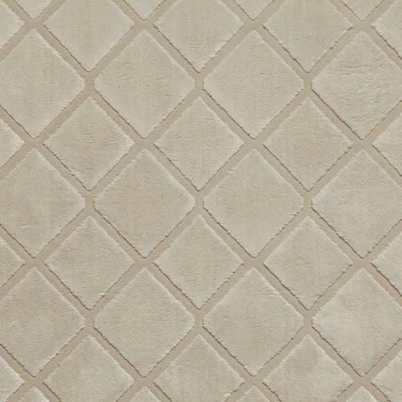 Photo 2 of Catherine Lansfield Cosy Diamond Rug