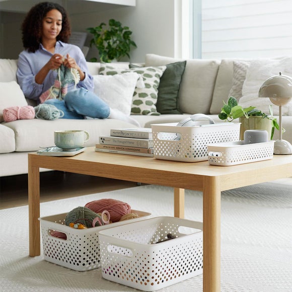 Carousel navigation image position 5 of 6