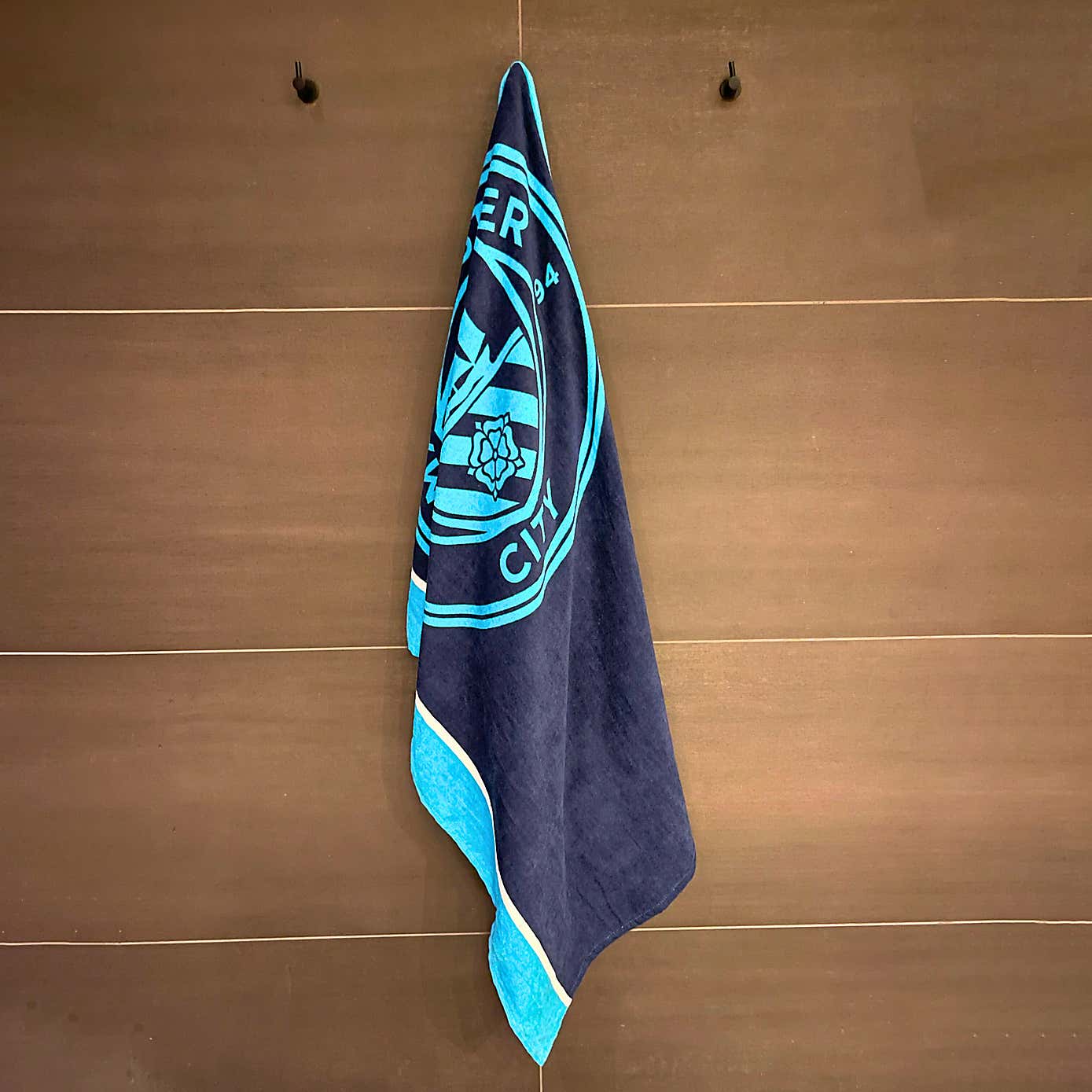 Carousel zoom image position 5 of 6