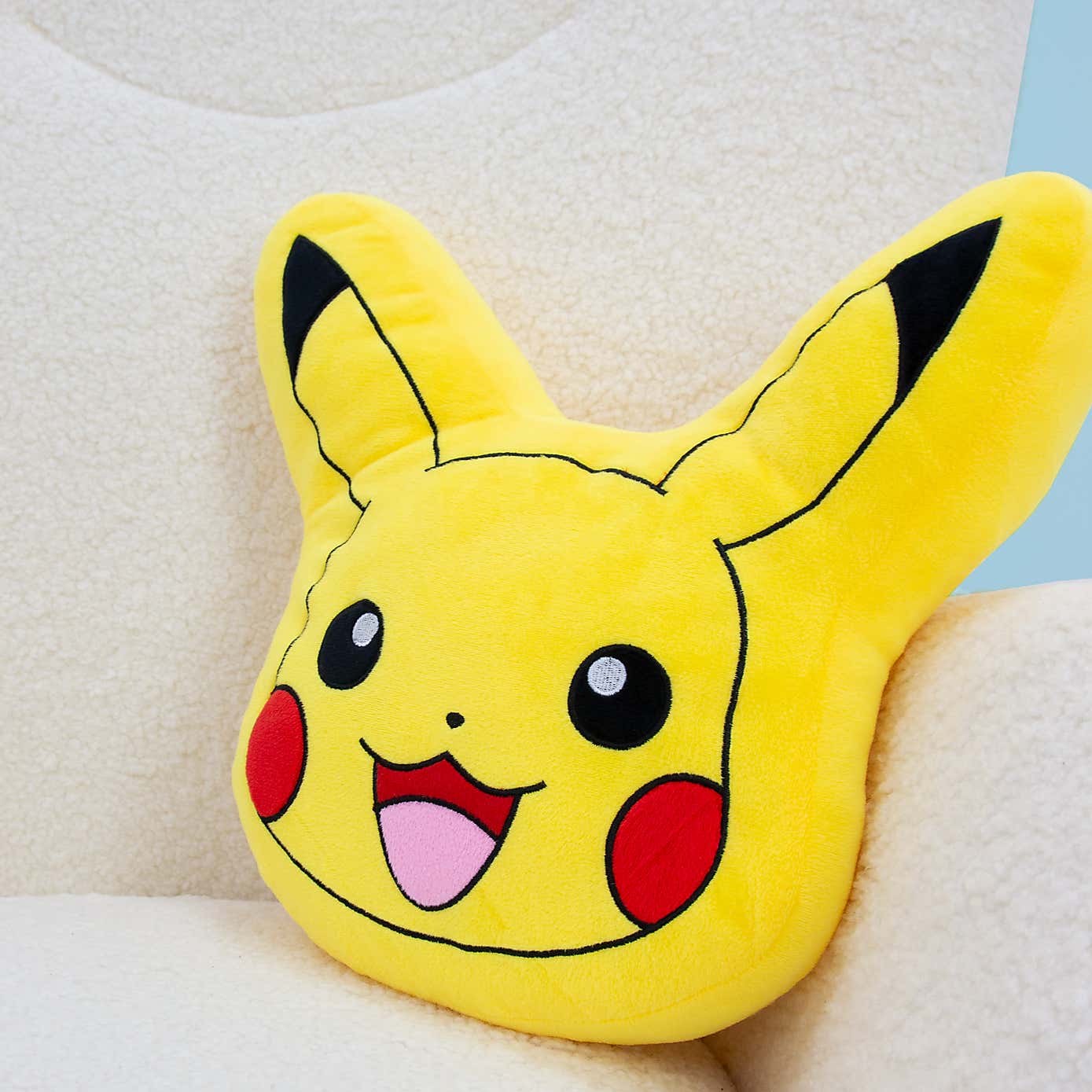 Carousel zoom image position 2 of 6