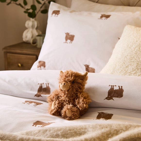 Hazel the Highland Cow Microwaveable Hottie